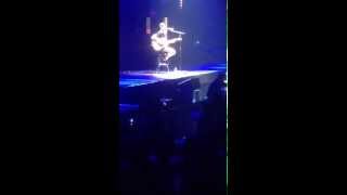 Shawn Mendes Performs { The Weight } Live 7/25/14 In SanAnt