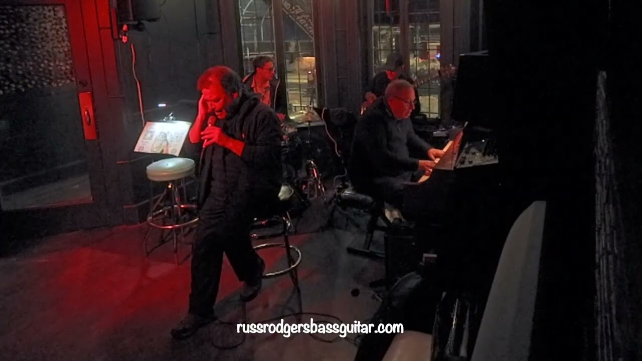 Peter Edelman Trio - East Of The Sun