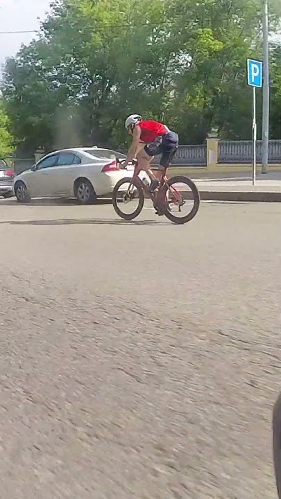 Велосипедисты и моноколёсники на дорогах Москвы. #моноколесо #велосипед ...