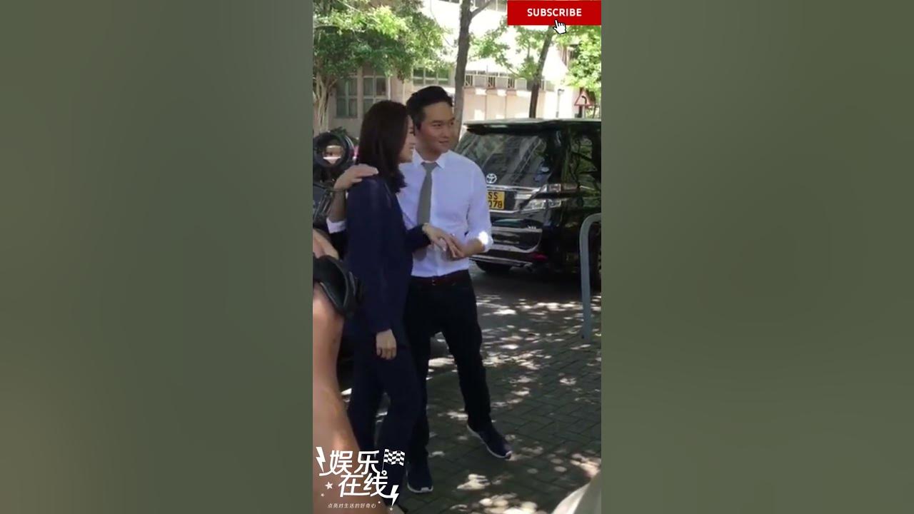 #张智霖 #胡杏儿 片场路透，老一辈港星的气质真的很独特，任何男女演员站一起都很搭