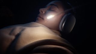 Apple AirPods Max『Journey Into Sound』