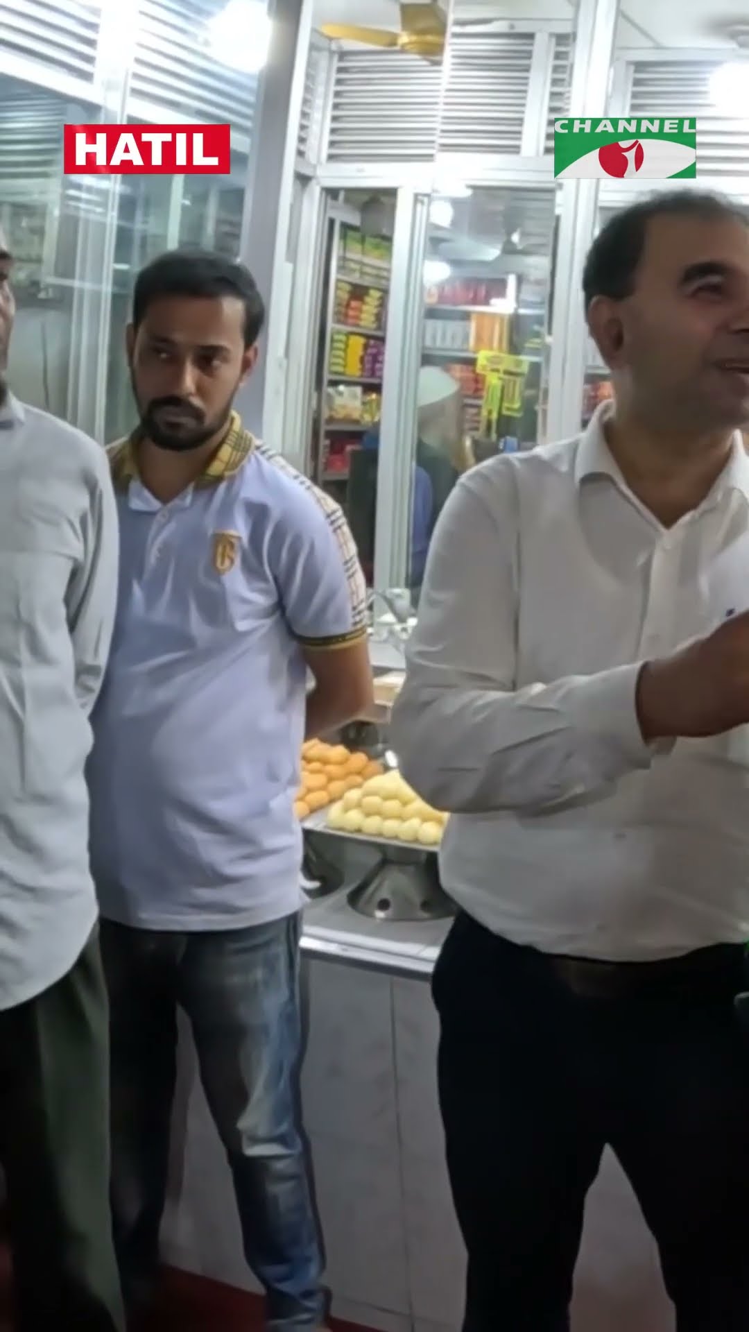 আপনাদের দুজনকে খাওয়াতে পারলে ভালো লাগতো #shorts
