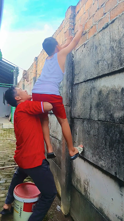 Download lagu manjat #comedy #lucu #ngakak #shortvideo