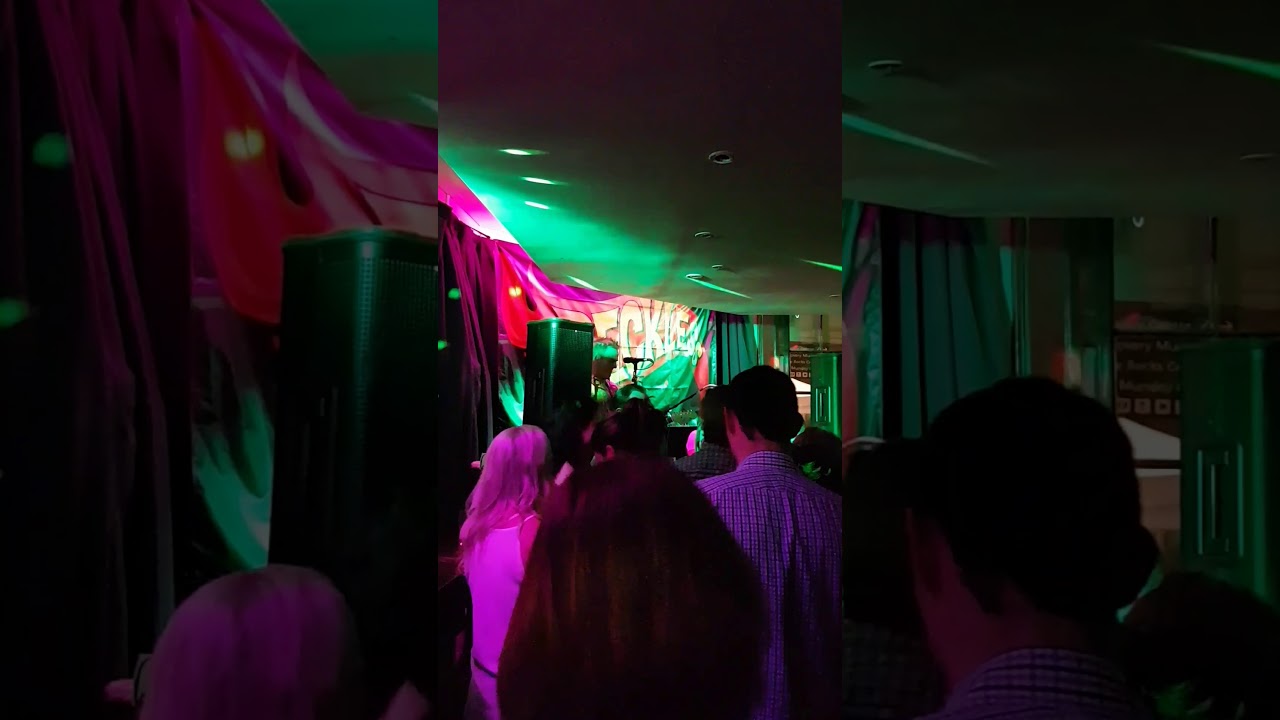 Living on a prayer (The Orient)