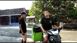 KETIKA WARAS ITU MEMBOSANKAN!