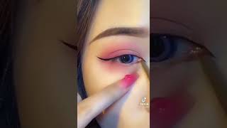 Easy way to apply eyeliner