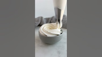 Stabilized whipped cream frosting! #whippedcream #frosting