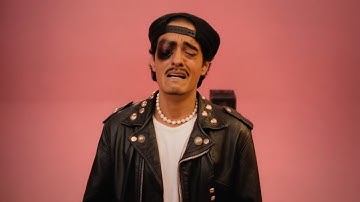 APT . ROSÉ & Bruno Mars - Parody Music Video |
