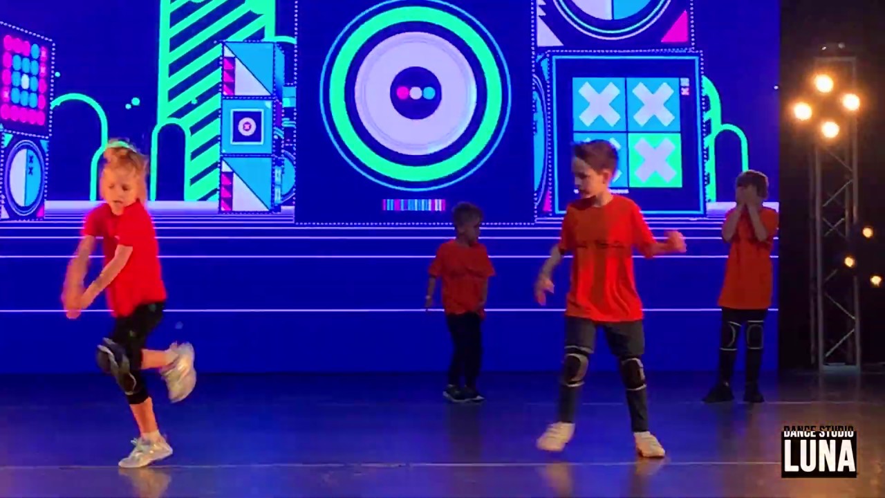 Dance Studio Luna - YouTube