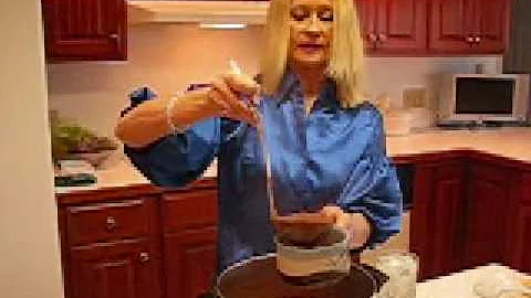 Betty's Family-Favorite Chili with Beans