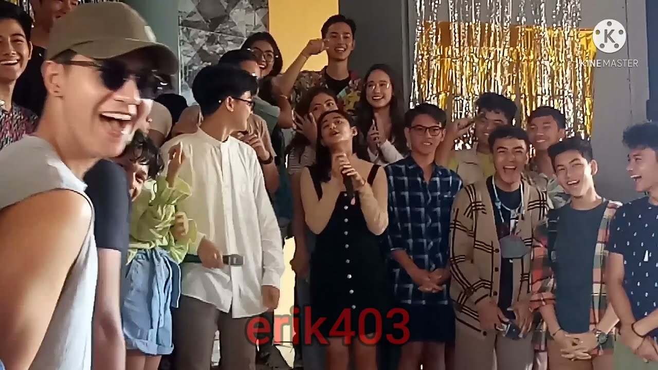 baper deh liat rassya suapin alin kue ultah nya💖💖🎂💏☺☺☺..pecah abizzzz(POWER OF DJS)