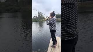 Ловля окуня и щуки на спиннинг #спиннинг #рыбалка #fishing