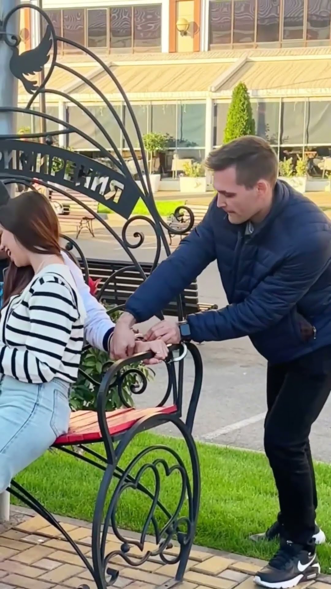 Crazy prank ? Subscribe to me ?