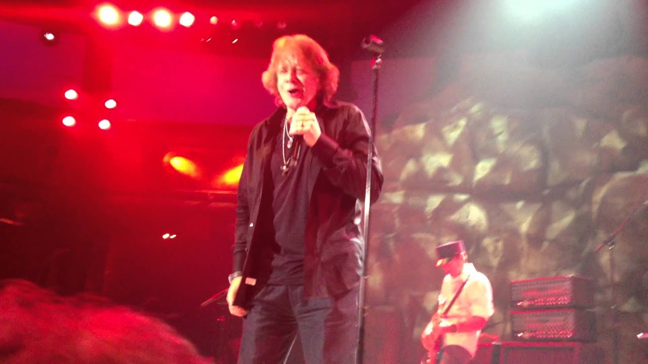 Eddie Money Shaking Mohegan Sun Wolf Den YouTube eddie-money-shaking-mohegan-sun-wolf-den-youtube
