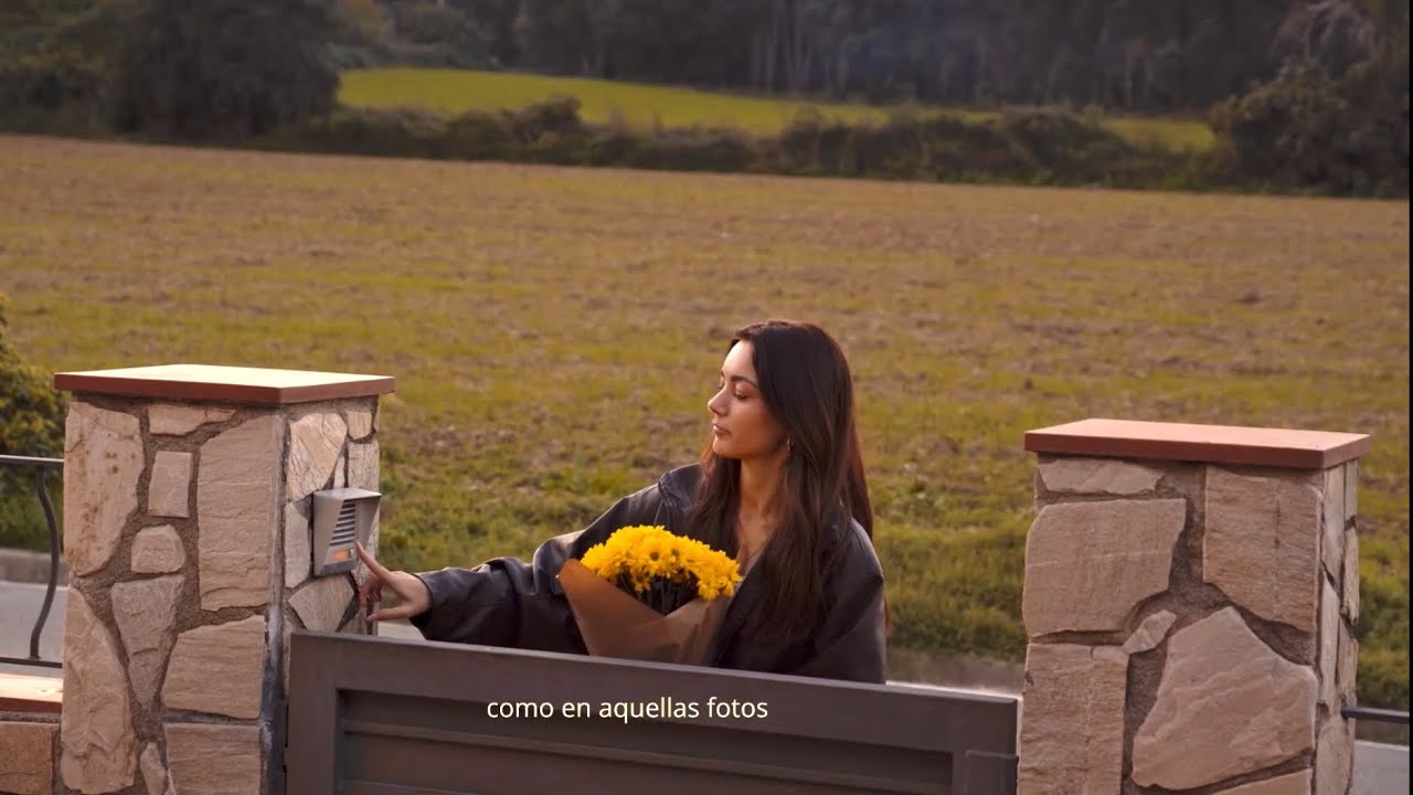 Watch Joanna Crass - Primavera (Lyric Video) on YouTube Watch Joanna Crass - Primavera (Lyric Video) on YouTube