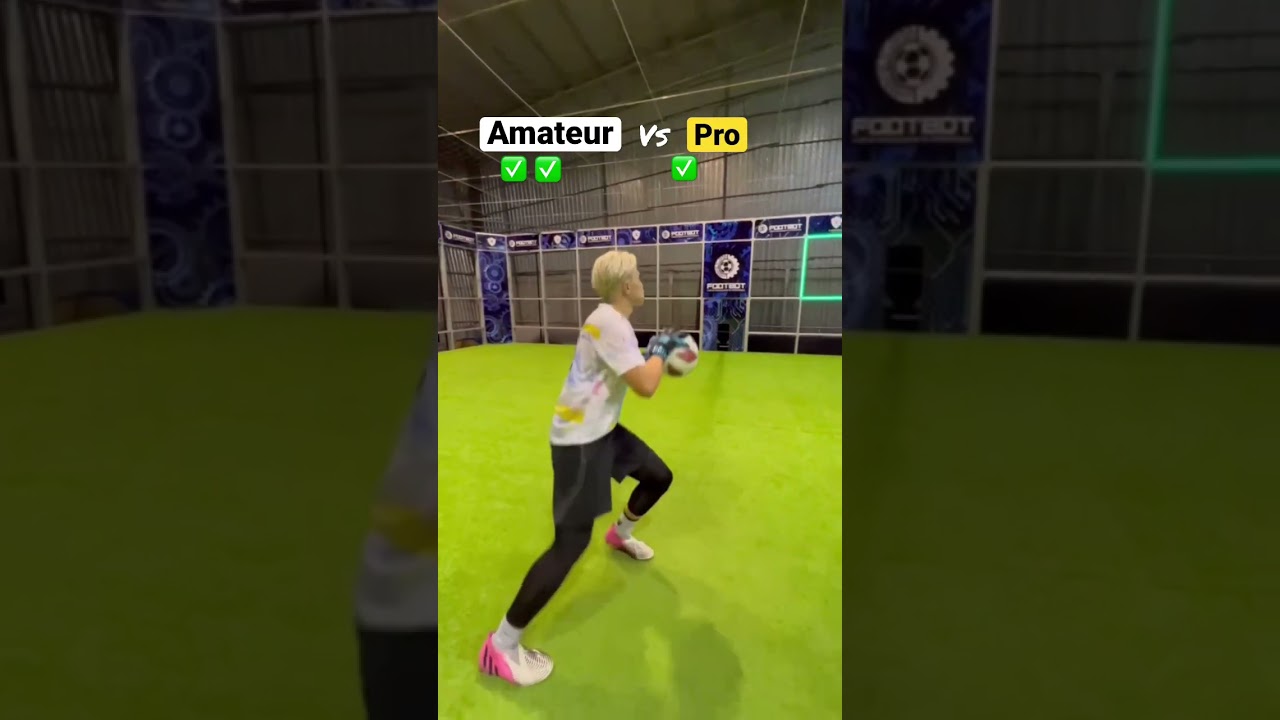 The Ultimate Goalkeeper Showdown: Pro vs. Amateur🔥 