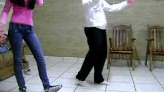 Ree and Juuh aprendendo Rebolation! =)