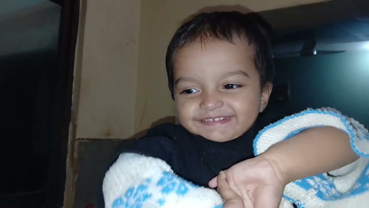 Aaj Ghar Mein Bana Mazaydaar Gajar Ka Halwa 😍🥕🍯 | Desi Vlog