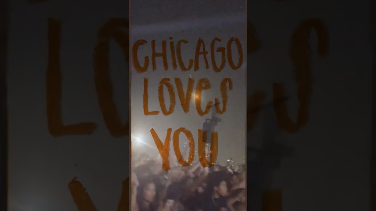 moments from ​⁠@lollapalooza  that'll live rent-free in my mind forever #hollister #Lollapalooza