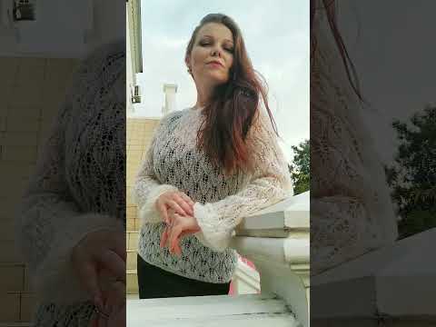 Свитер 'Мохеровая паутинка'