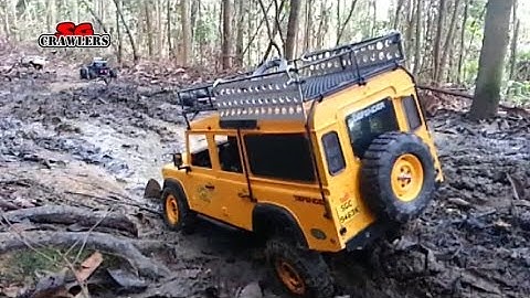 RC Trucks Axial Wraith SCX10 Dingo Land Rover Defender 110 RC4WD Trail Finder 2 Hilux Slow motion