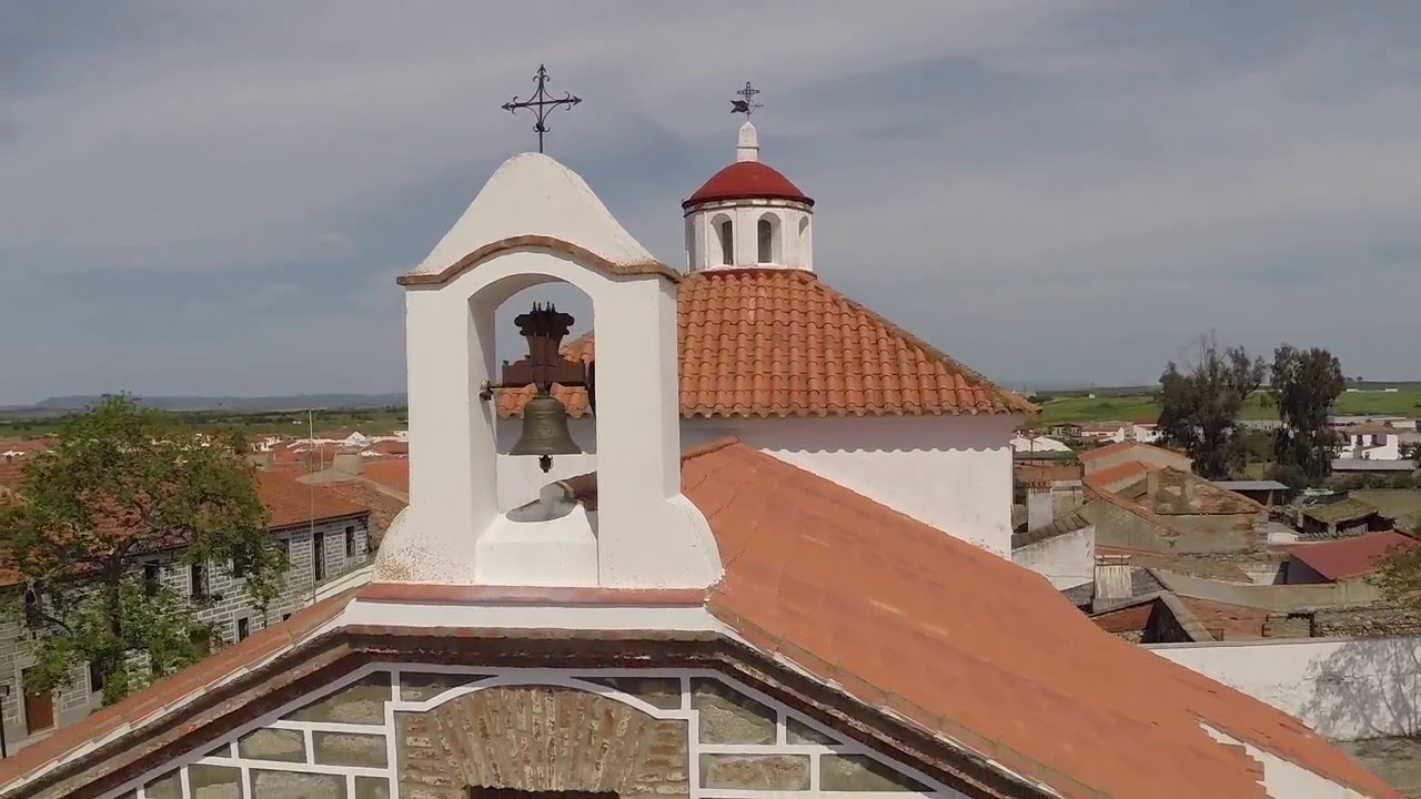 Añora, pasa y deja abierto