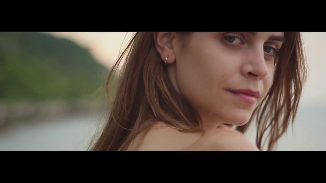 Watch RadioLondra - Camilla on YouTube Watch RadioLondra - Camilla on YouTube