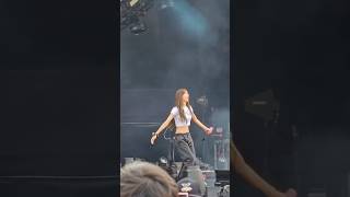 They Looks Stunning Without Wearing Any Makeup