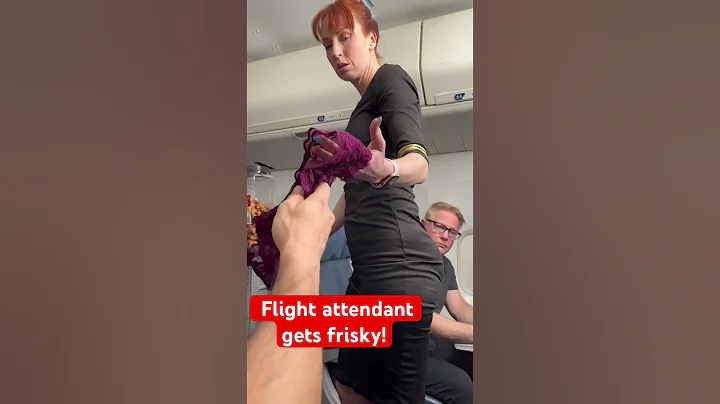 Passenger gets big surprise when flight attendant runs out of napkins! - DayDayNews