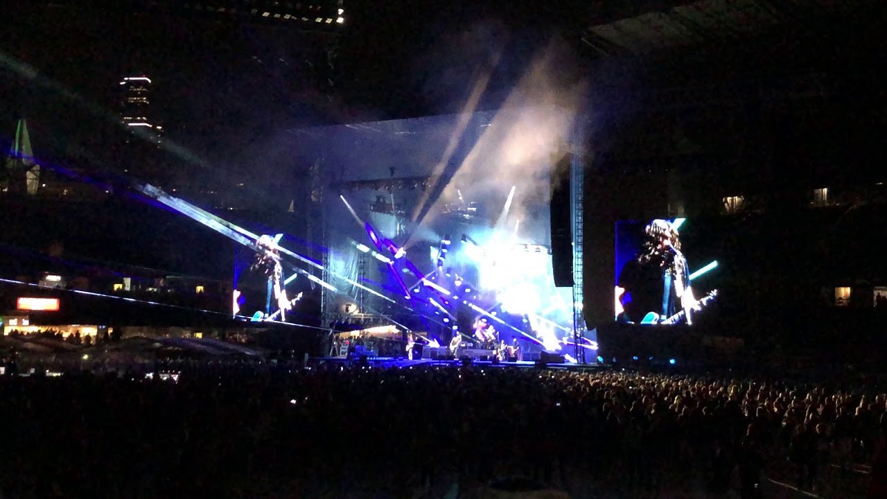 Foo Fighters Safeco Field Seattle - Video 14 - YouTube
