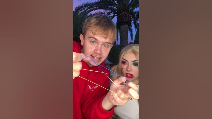 HARLEY QUINN REACTS TO MAGIC 😱🤯 #Shorts