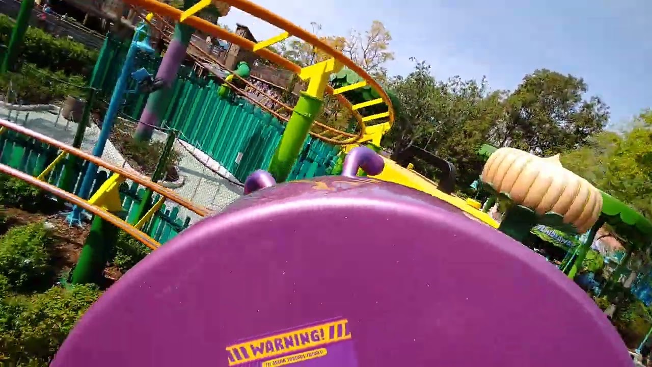 Caterpillar ride