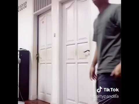 ketika lu main FF ada iklan bigo live