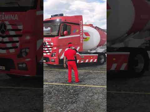 Jadi Supir Truk