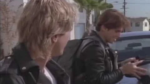 Is the new MacGyver the son of the old MacGyver?