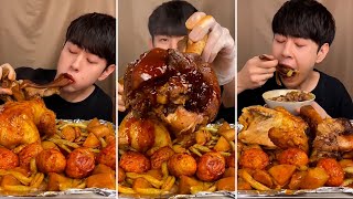 MUKBANG ASMR | 🍖큰 팔꿈치 가마 닭고기와 칠면조 소스를 곁들인 호랑이 알!chicken, big thigh | 먹방 asmr - Mochi dessert