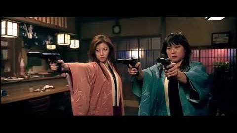 映画　マンハント　より　レインとドーン　冒頭銃撃シーン
