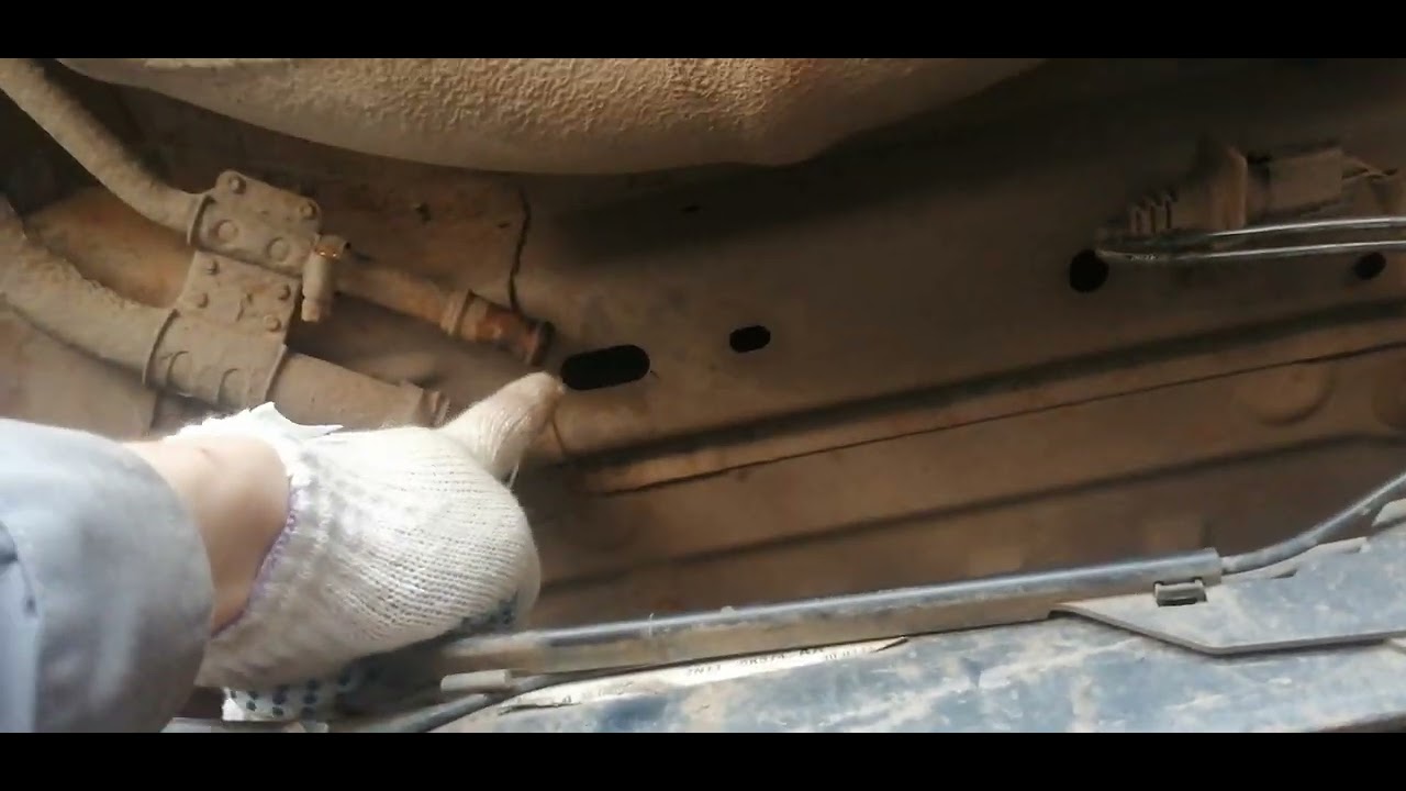Ford fusion 2007 1,4 замена памперса в баке часть 2 - YouTube