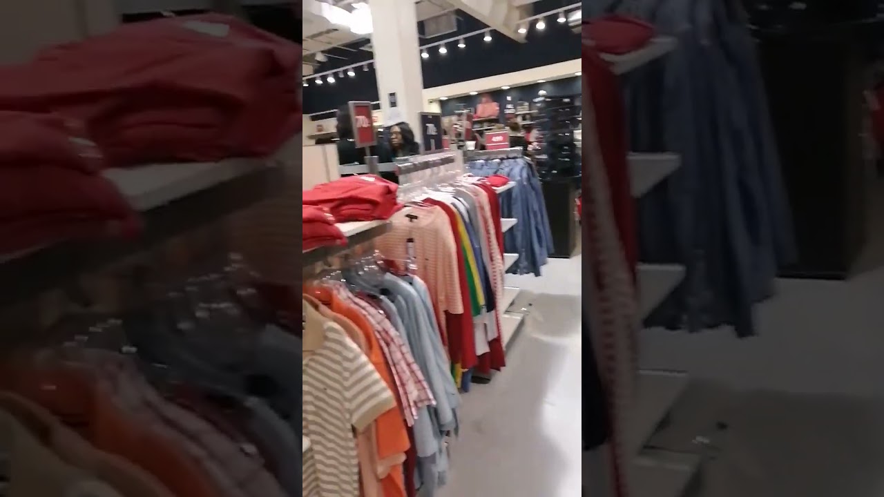 Tommy Hilfiger Outlet Store Sale and Offers!