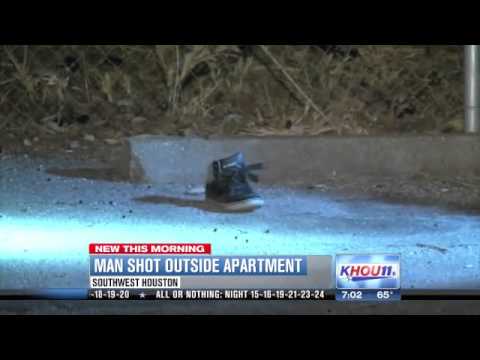 HPD: Man shot during robbery outside SW Houston apartment - YouTube