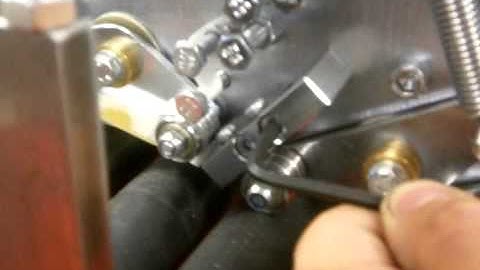 Improoved tape applicator head