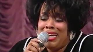y2mate com   Vickie Winans Oh What Love DIa2pZIbYng 360p