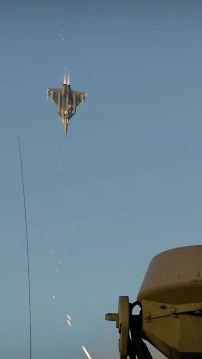 Rafale Jet Pilot's Dangerous Loss of Control During Attack - Military Simulation