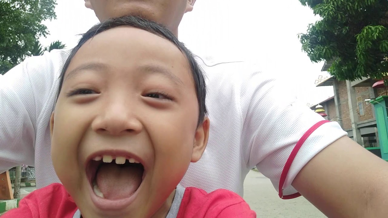 Video lucu ayah dan anak 