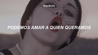 Miley Cyrus - We Cant Stop Español Video Oficial