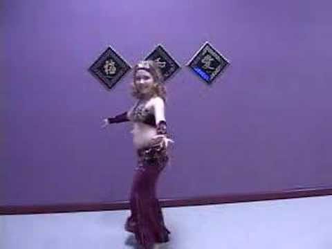 Belly Dance Hannah 9 years old to Amr Diab