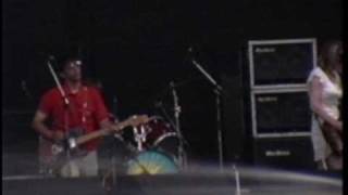 Watch Sonic Youth Tokyo Eye video