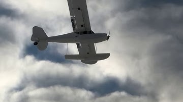 Multiplex Funcub with floats on snow