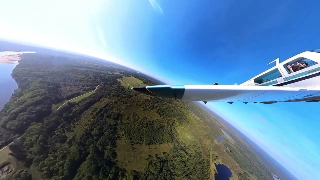 Mooney M-20J - Take-off and low pass 160 knots