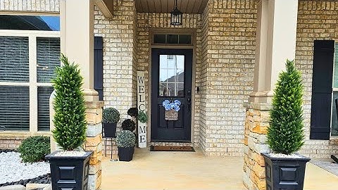 The BEST Outdoor Artificial Shrubs for Decor!